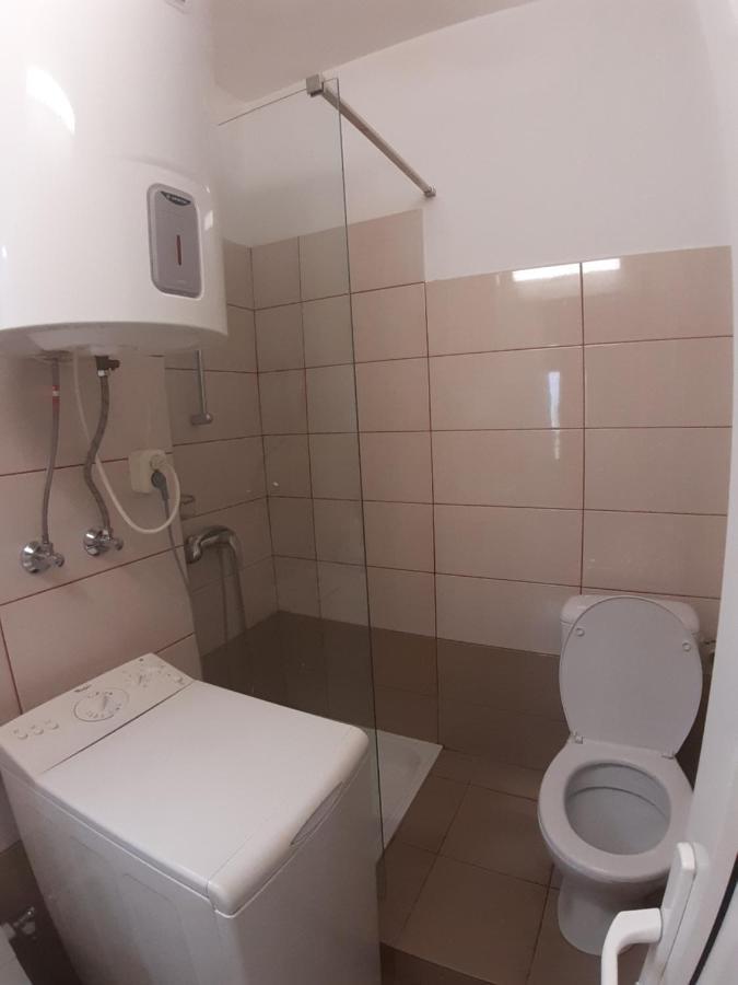 בוקרשט Romantic Calm Apartments Piata Universitate מראה חיצוני תמונה