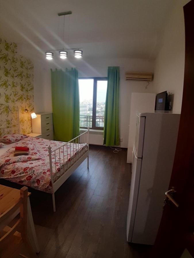 בוקרשט Romantic Calm Apartments Piata Universitate מראה חיצוני תמונה