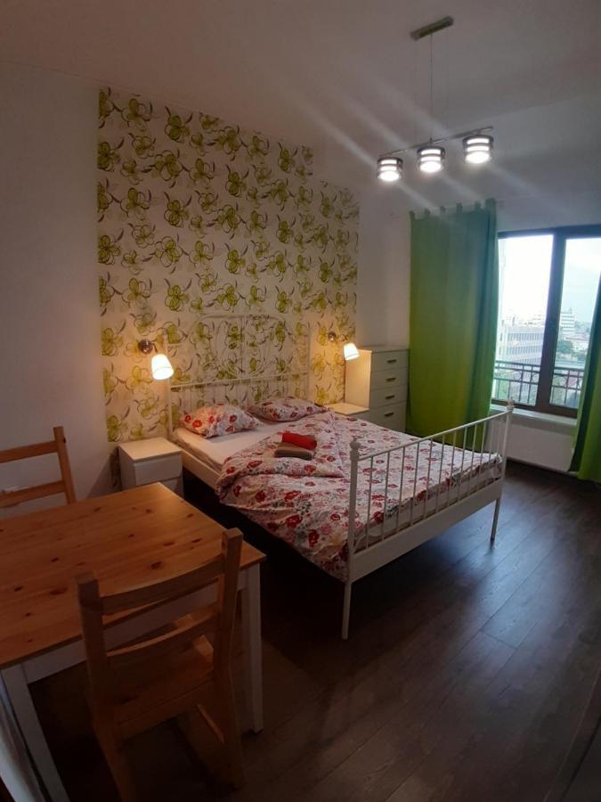 בוקרשט Romantic Calm Apartments Piata Universitate מראה חיצוני תמונה